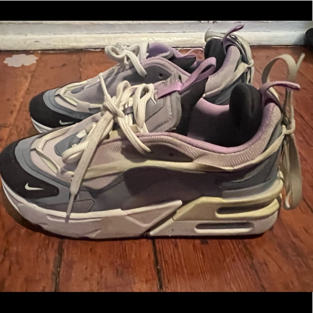 Air Max size 7.5